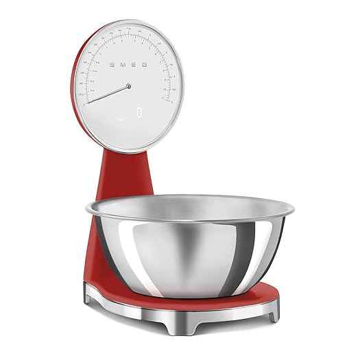 SMEG Retro-Style Analog & Digital Kitchen Scale, 11 lb Capacity, Rechargeable Battery, Backlit LCD Display, Stainless Steel Bowl (Red)