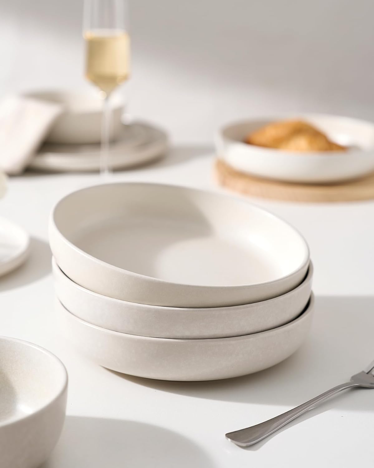 famiware Milkyway Pasta Bowls Set of 4, 8.5" Large Salad Bowls, Double Reactive Glaze, Sturdy & Stackable, Ideal for Housewarming, Festivals, Matte White