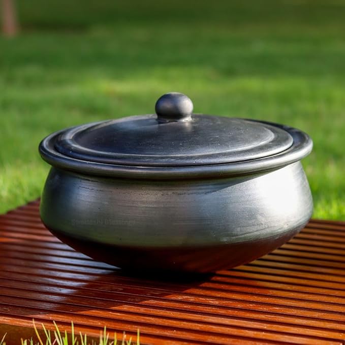 Swadeshi Blessings HandMade Exclusive Range Unglazed Clay Handi/Earthen Kadai/Clay Pot For Cooking & Serving with Lid, 2.8Liters (With Natural White Firing Shade & Mirror Shine) (Black)