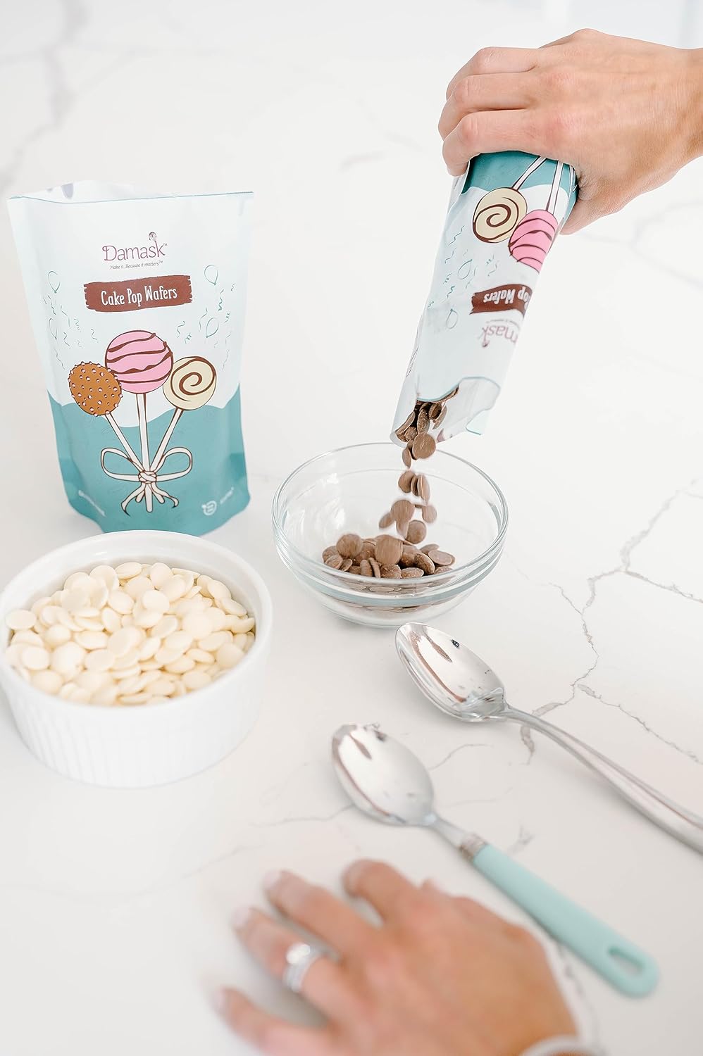 Classic Confetti Cake Pop Kit - Milk Chocolate Coating